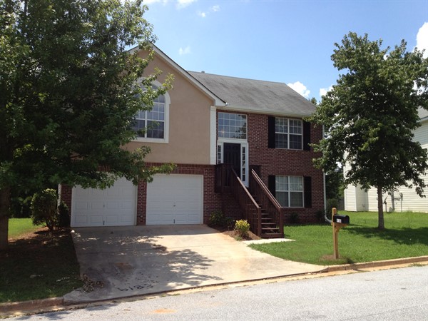 Investment property: Lithonia, GA 30038